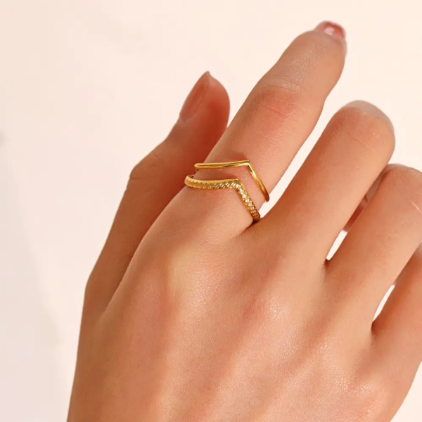 Shaina Ring - 18k Gold Plated
