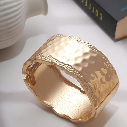 Laila Bangle -18K Gold Plated