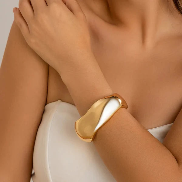 Juliet Bangle -18K Gold Plated
