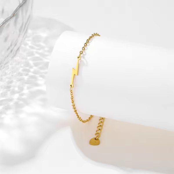 Bolt Bracelet -18K Gold Plated
