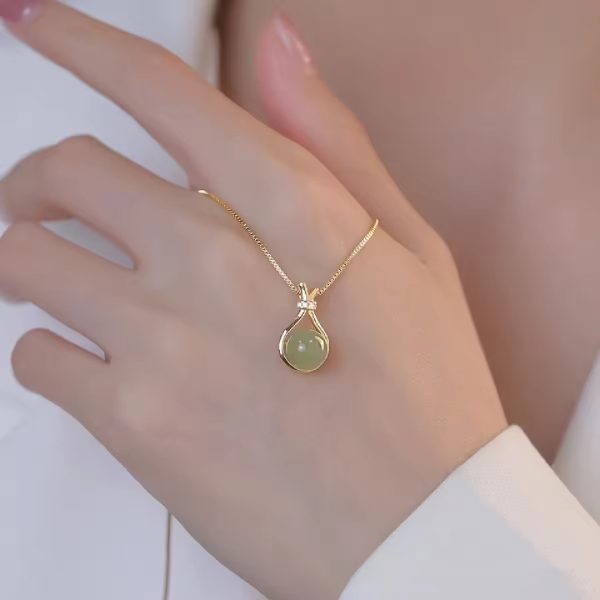 Sarah Necklace - 18K Gold Plated