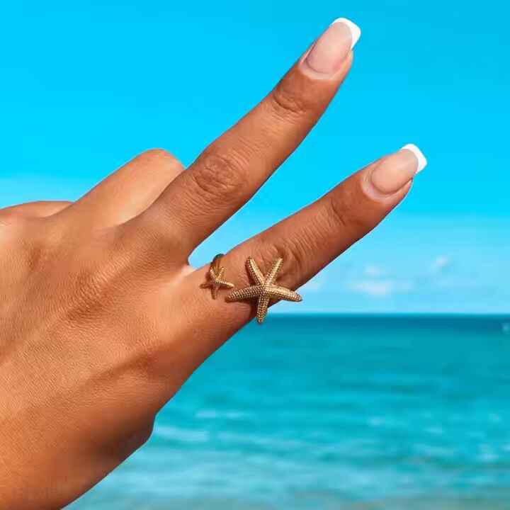 Starfish Ring - 18k Gold Plated