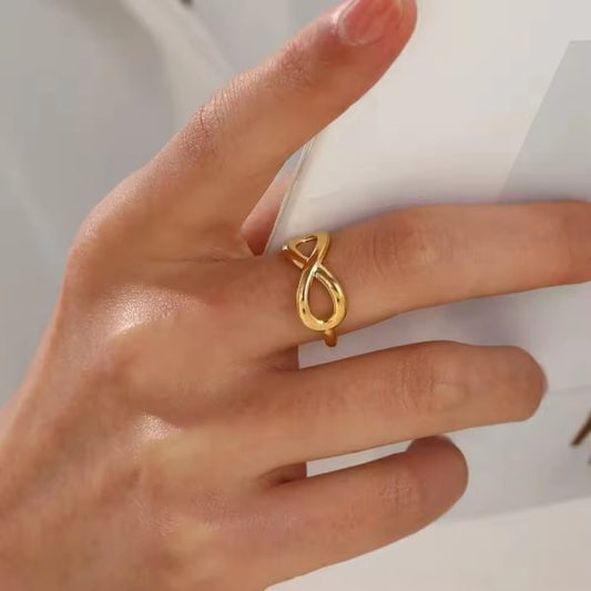 Infinity Ring - 18k Gold Plated