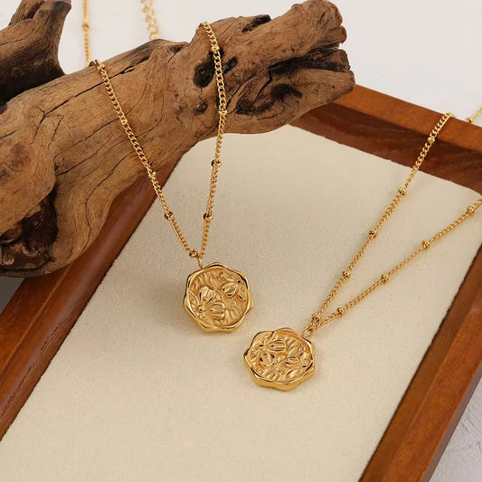 Forest Gump Necklace - 18k Gold Plated