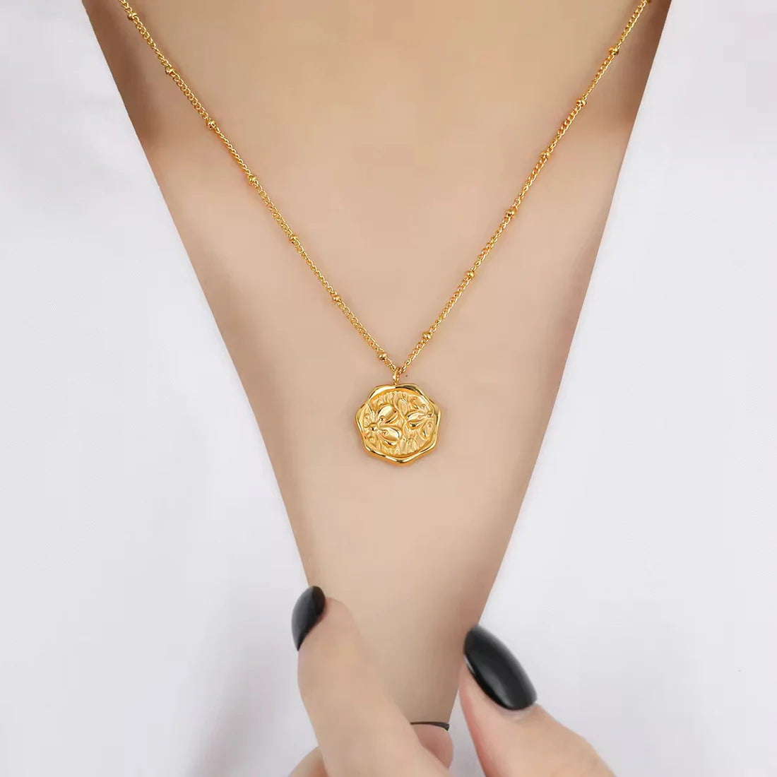 Forest Gump Necklace - 18k Gold Plated
