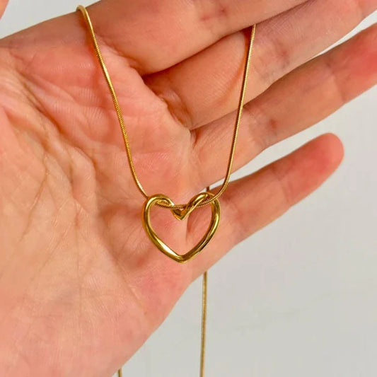 Love Me Necklace - 18k Gold Plated
