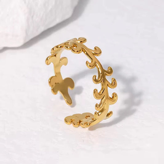 Leaf Ring - 18k Gold Plated