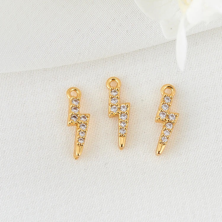 Lightning Pendant + Chain - 18k Gold Plated