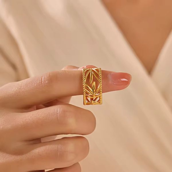 Willow Ring - 18k Gold Plated